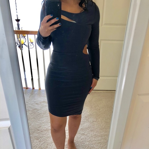 Tobi cut out dress - Picture 4 of 5